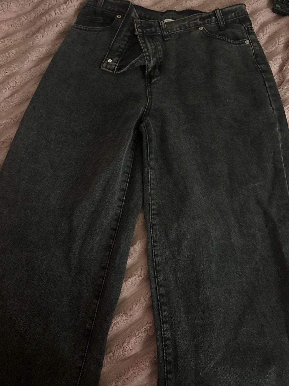 Asphalt  Washed Black Relaxed Jeans